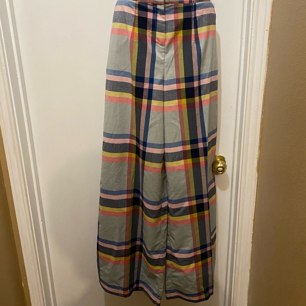 Wide leg pants
